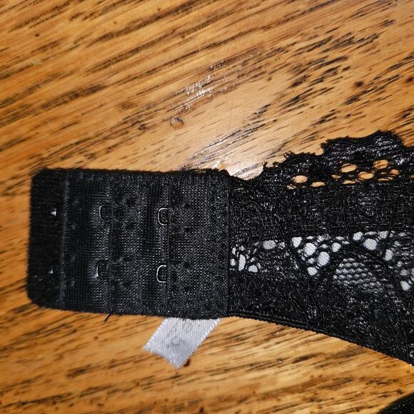 Sophie B Women's Black Lace Overlay 34C Bra – Gently Worn Intimates - Picture 7 of 7